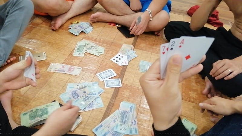 如何在星空体育在线玩纸牌以获取现金